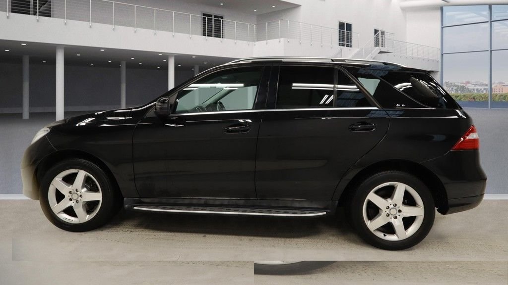 Used Mercedes-Benz M Class 2013 for sale - 77483466: Photo 10