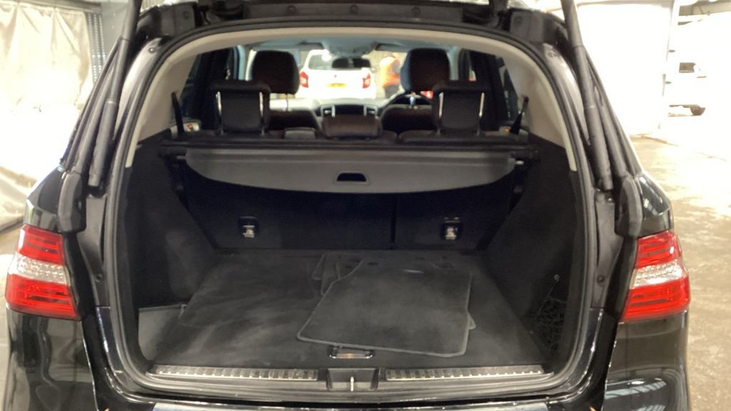 Used Mercedes-Benz M Class 2013 for sale - 77483466: Photo 11