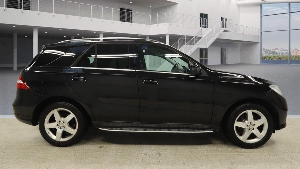 Used Mercedes-Benz M Class 2013 for sale - 77483466: Photo 9