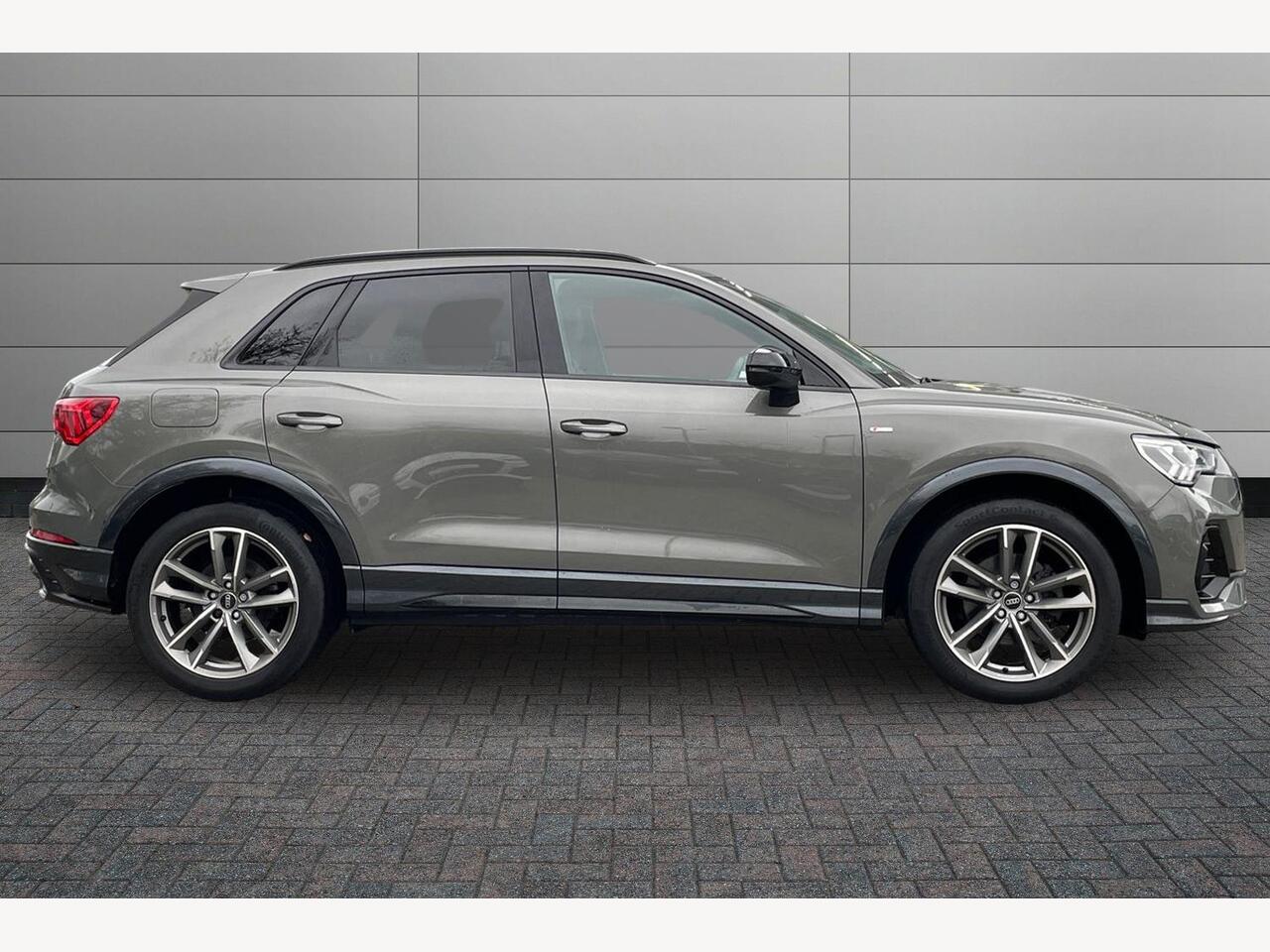 Used Audi Q3 2022 for sale - 76675062: Photo 4