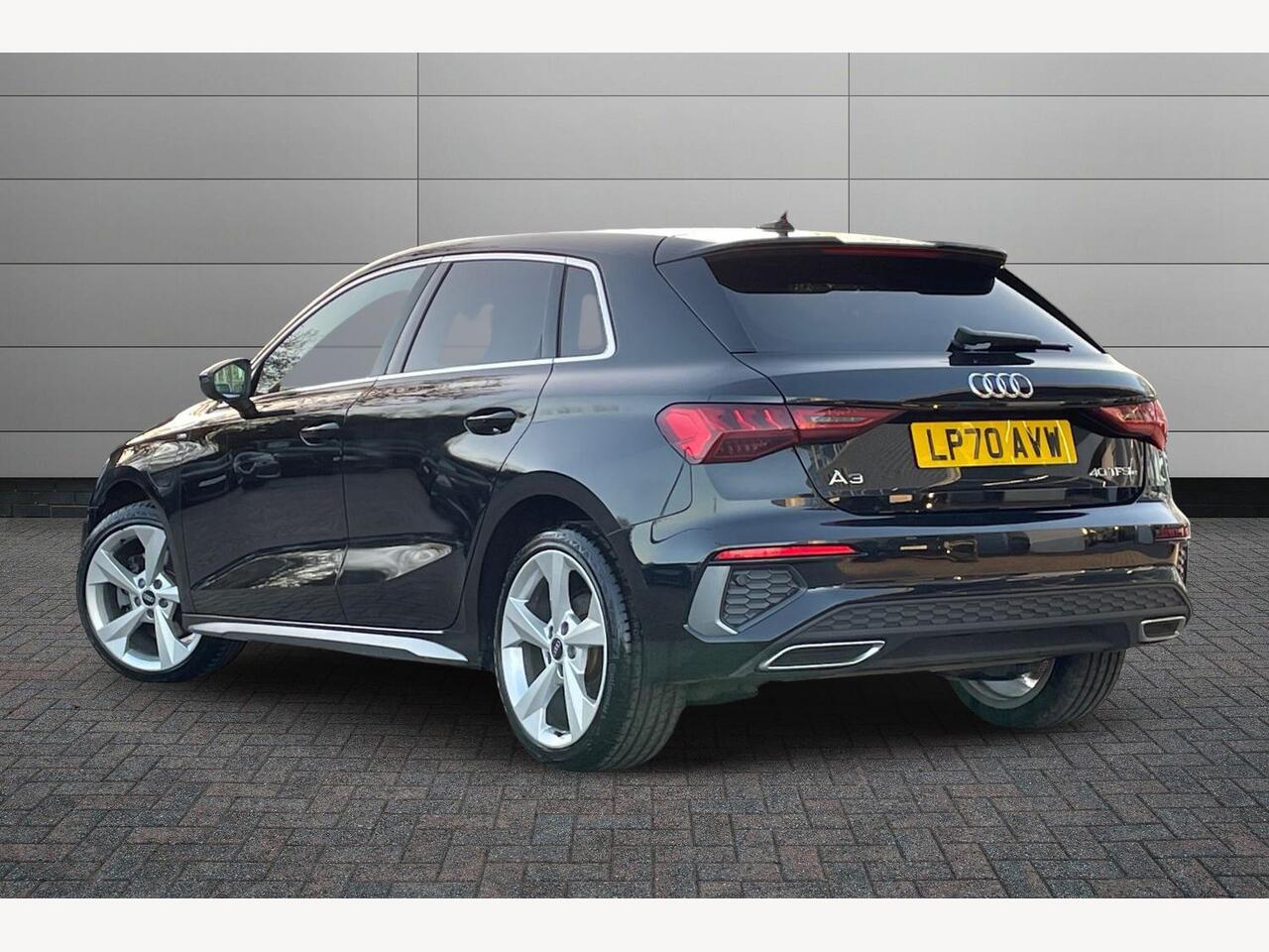 Used Audi A3 2021 for sale - 76673943: Photo 3