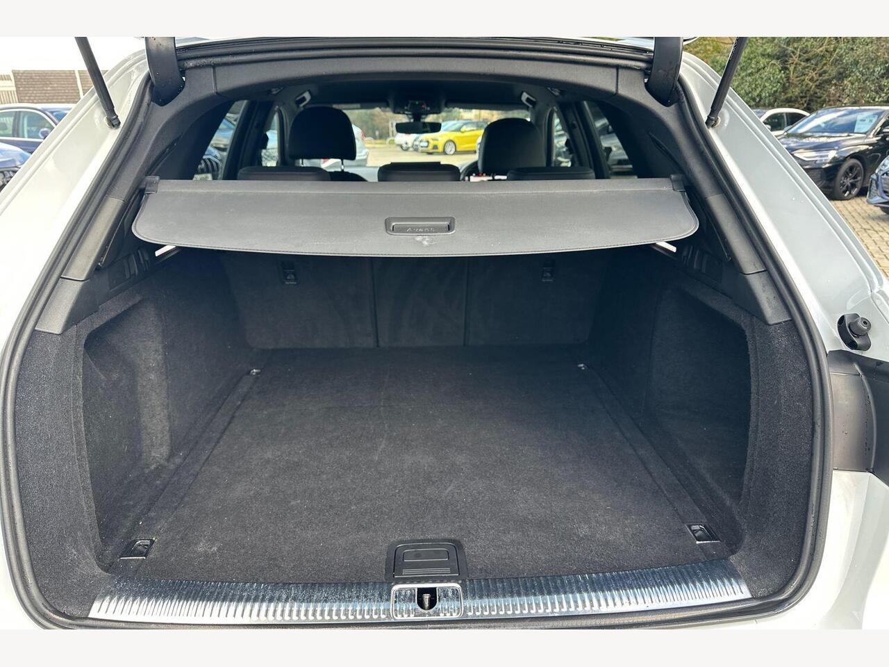 Used Audi A4 2022 for sale - 77588188: Photo 12