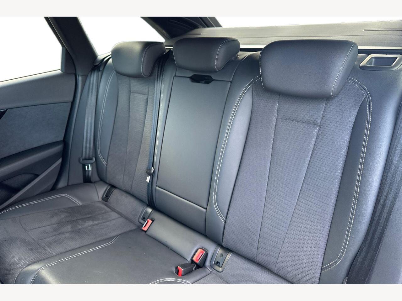 Used Audi A4 2022 for sale - 77588188: Photo 8