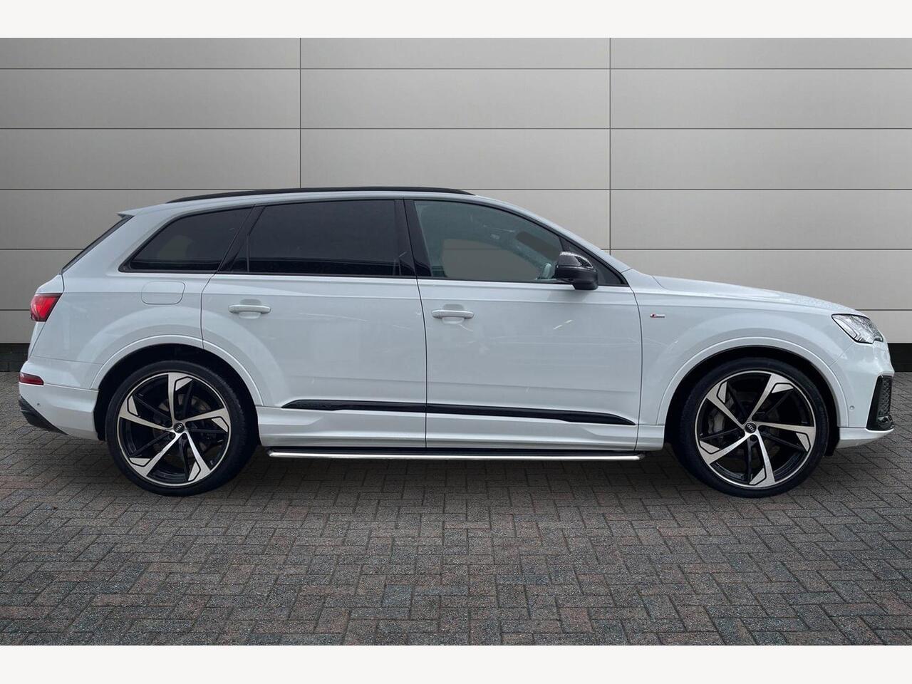Used Audi Q7 2020 for sale - 76772853: Photo 4