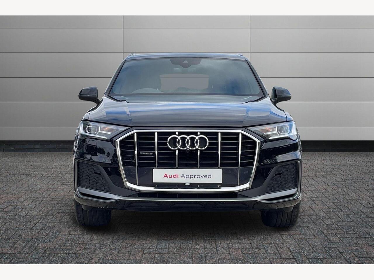 Used Audi Q7 2023 for sale - 76676879: Photo 10
