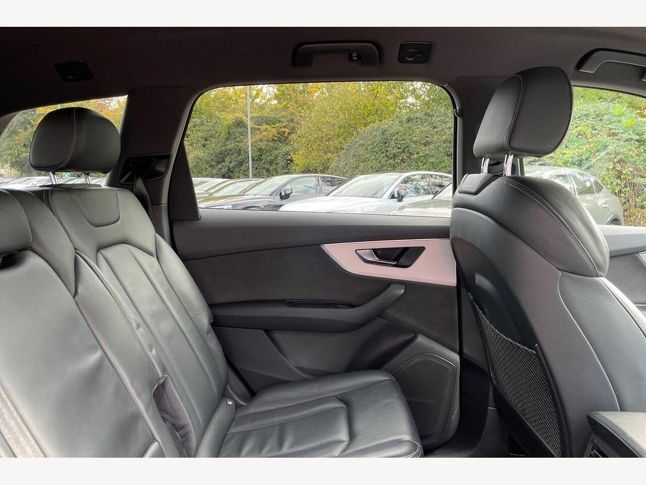 Used Audi Q7 2023 for sale - 76676879: Photo 14