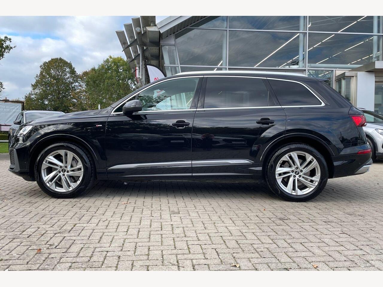 Used Audi Q7 2023 for sale - 76676879: Photo 21