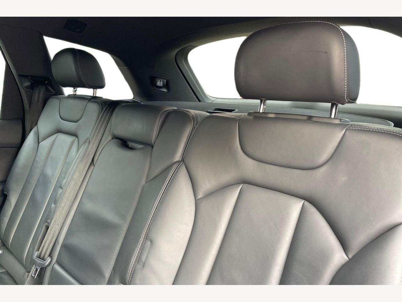 Used Audi Q7 2023 for sale - 76676879: Photo 8