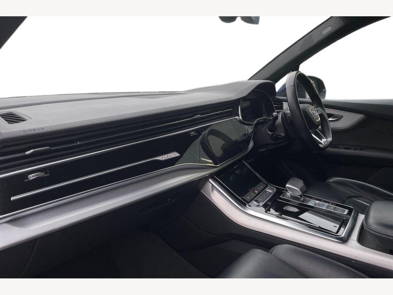 Used Audi Q7 2022 for sale - 76900127: Photo 2