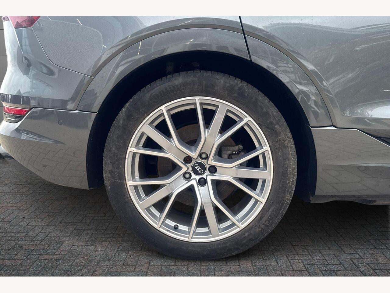 Used Audi e-tron 2021 for sale - 76674114: Photo 5