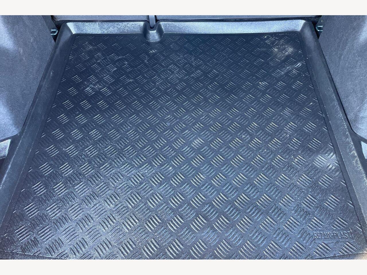 Used Audi Q4 e-tron 2025 for sale - 78169208: Photo 12