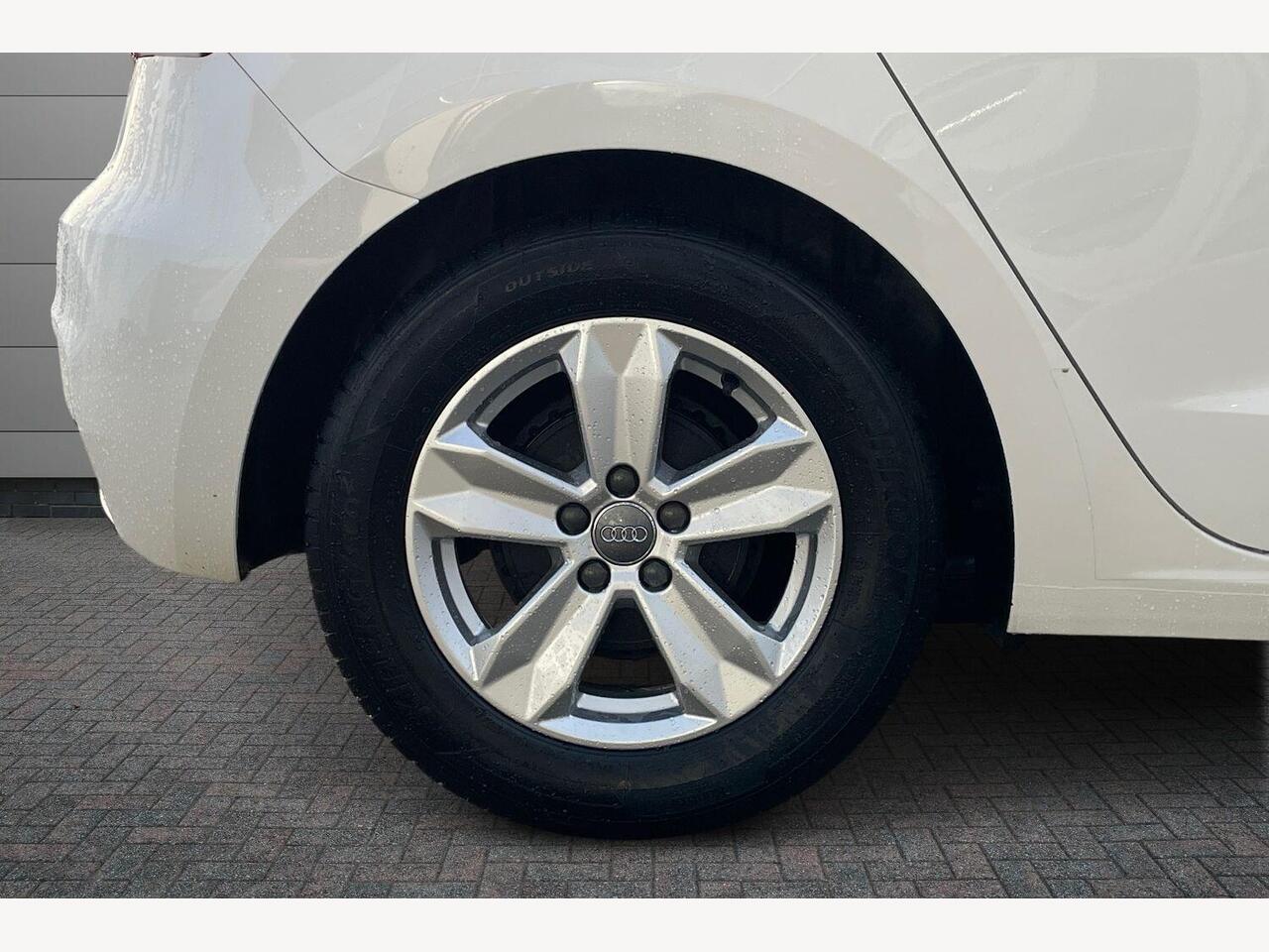 Used Audi A1 2020 for sale - 77498359: Photo 5