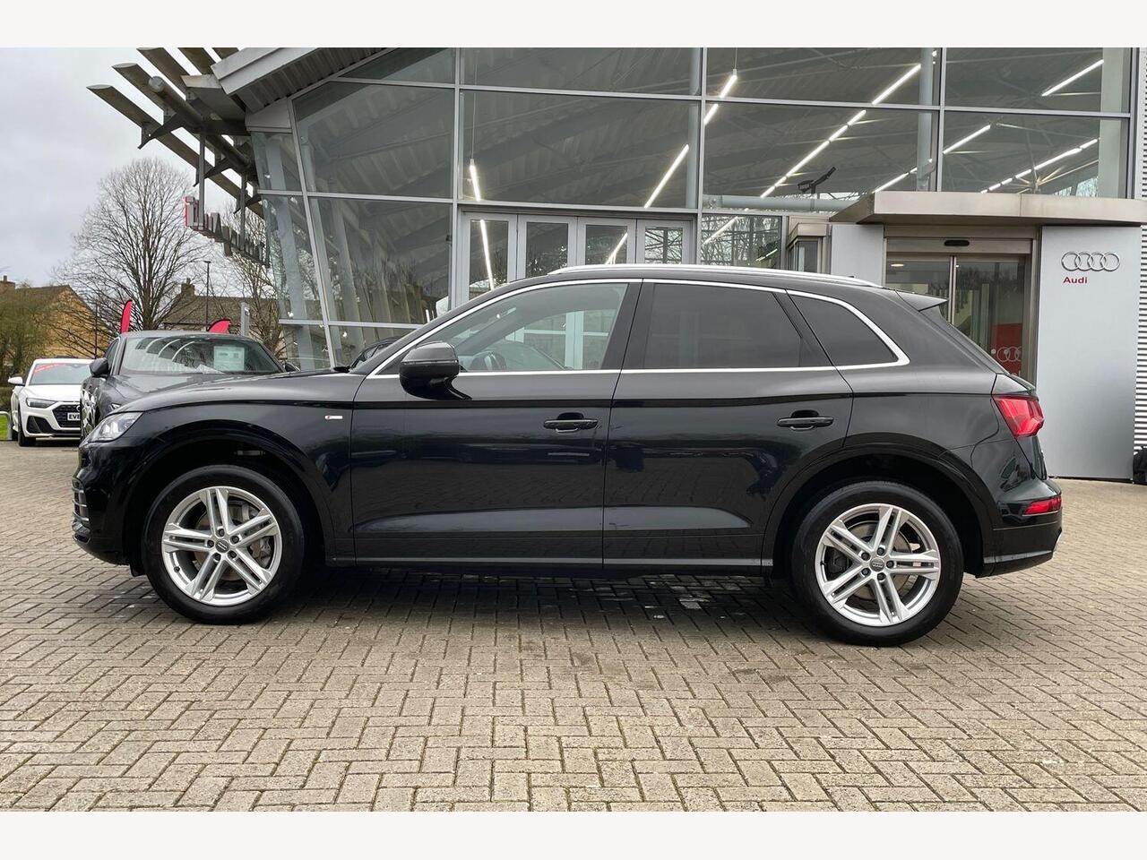 Used Audi Q5 2019 for sale - 77910976: Photo 17
