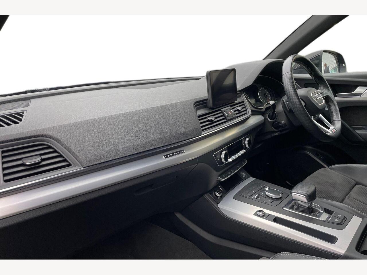 Used Audi Q5 2019 for sale - 77910976: Photo 2