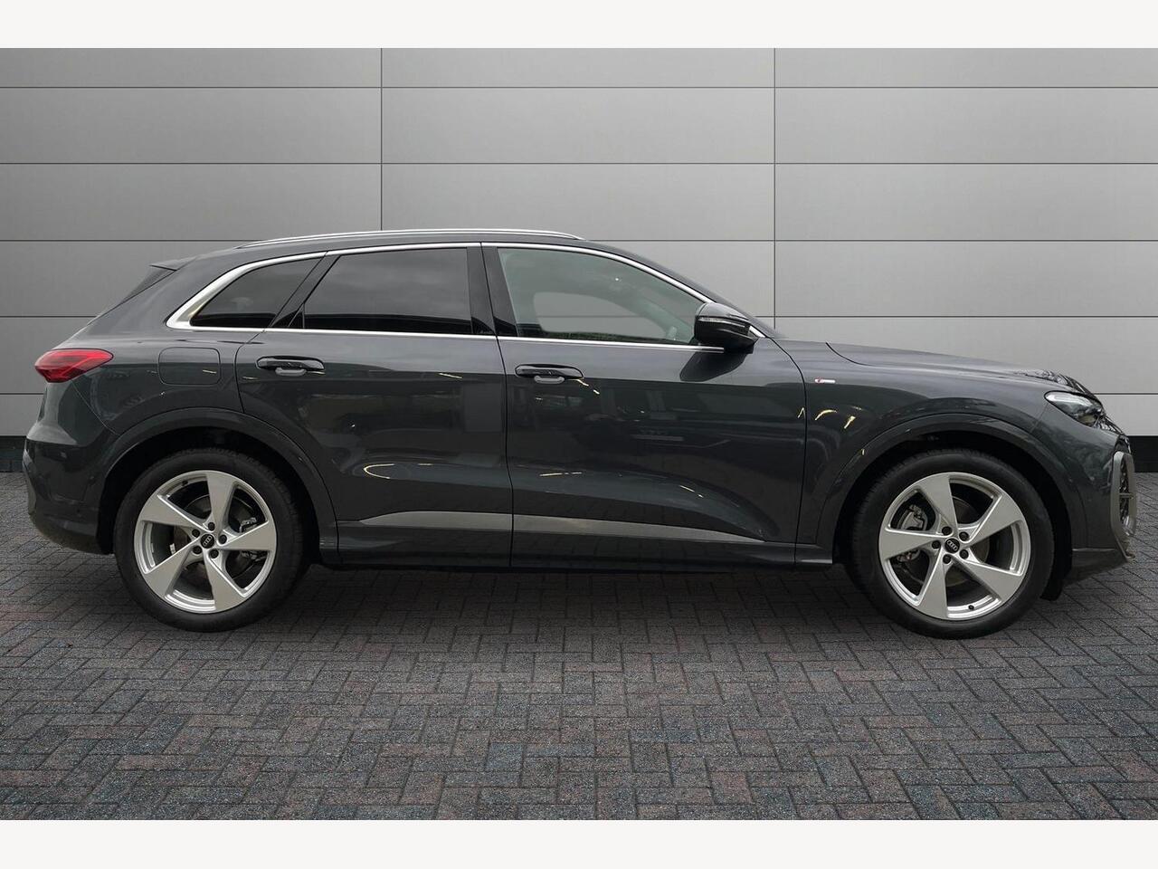 Used Audi Q5 2025 for sale - 77885259: Photo 4