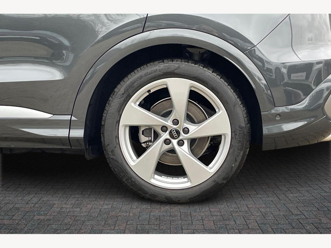 Used Audi Q5 2025 for sale - 77885259: Photo 5