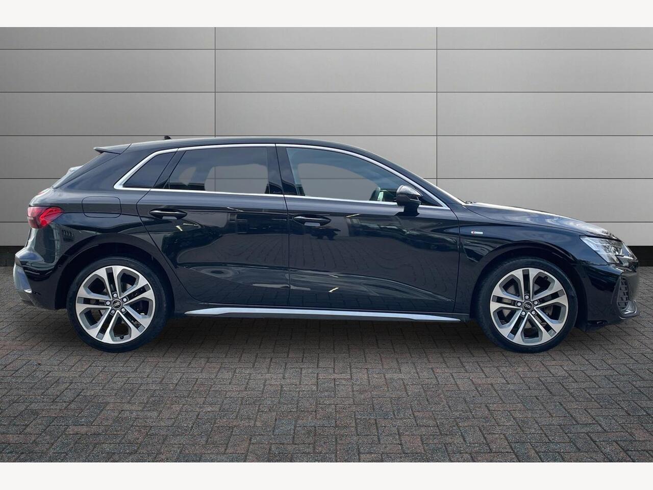 Used Audi A3 2025 for sale - 76680372: Photo 4