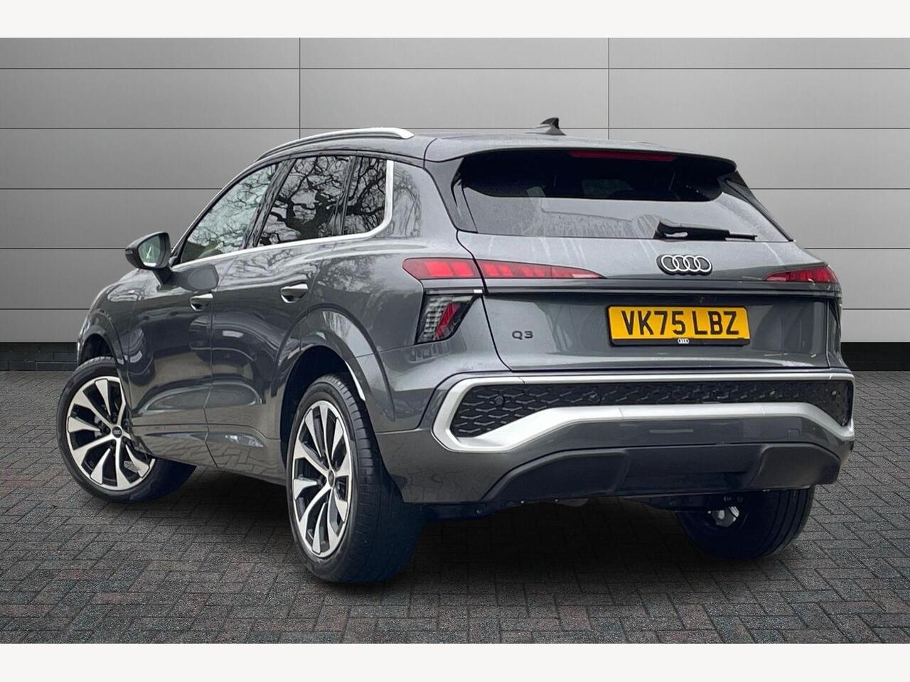 Used Audi Q3 2025 for sale - 77457672: Photo 3