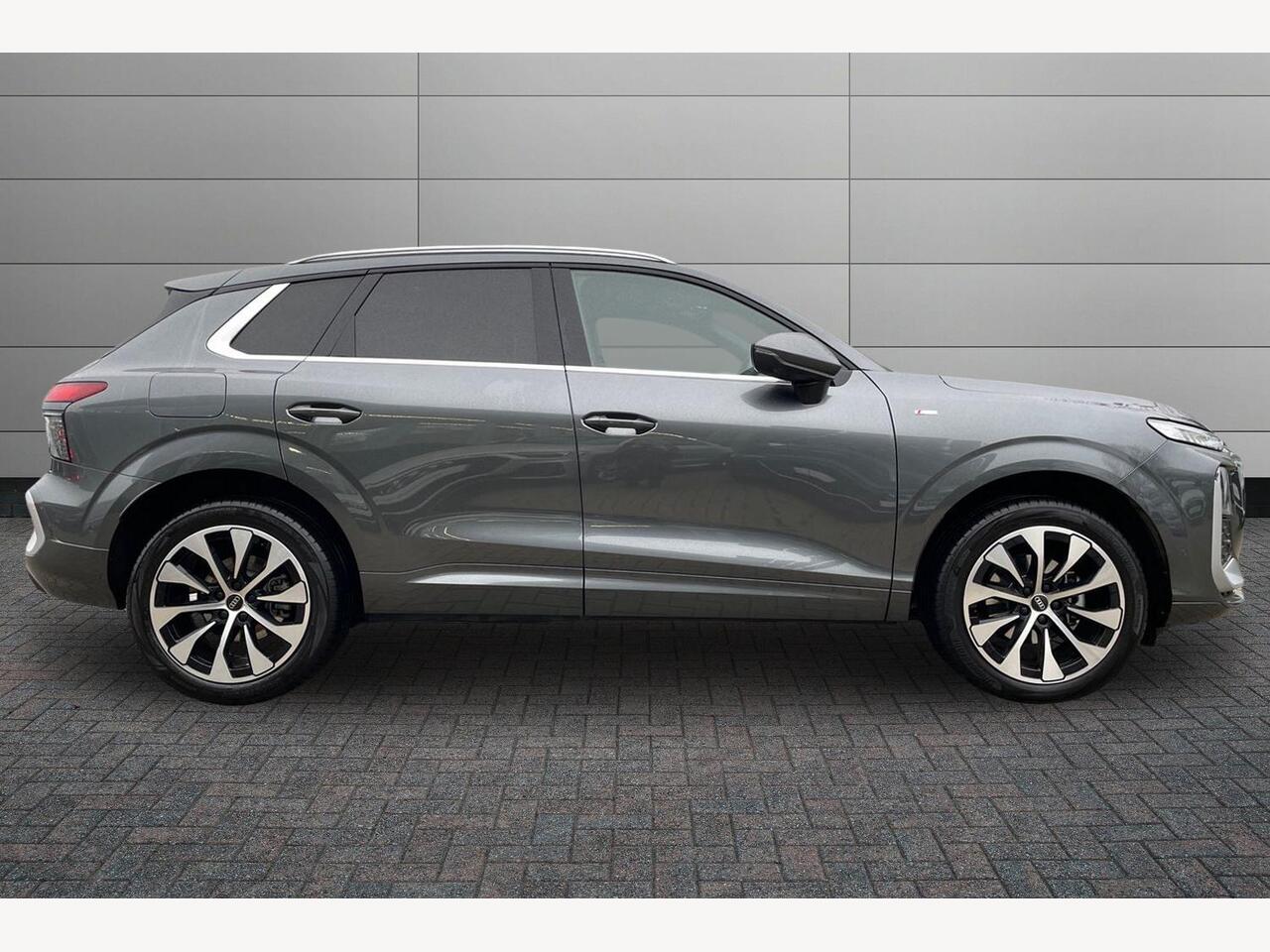 Used Audi Q3 2025 for sale - 77457672: Photo 4