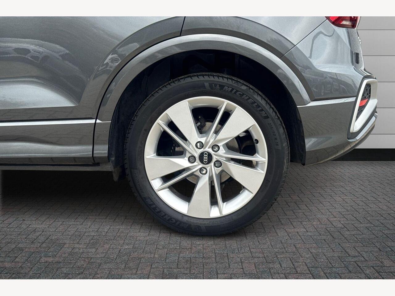 Used Audi Q2 2021 for sale - 76674396: Photo 5