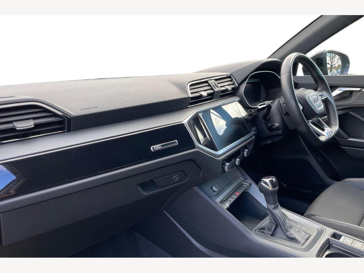 Used Audi Q3 2022 for sale - 78169176: Photo 2