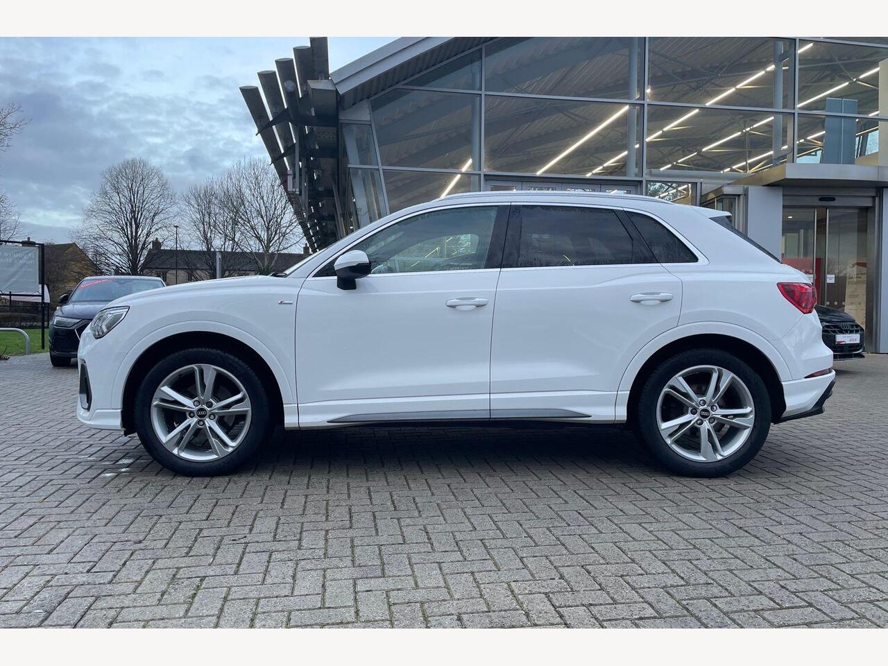 Used Audi Q3 2020 for sale - 76867089: Photo 15