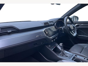 Used Audi Q3 2020 for sale - 76867089: Photo