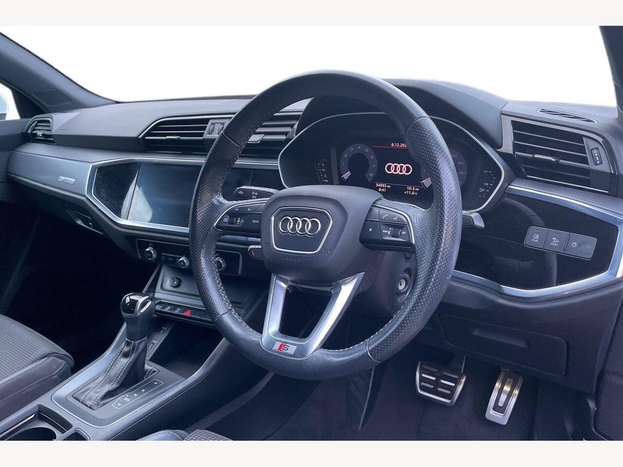 Used Audi Q3 2020 for sale - 76867089: Photo 6