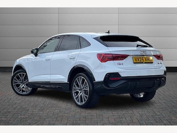 Used Audi Q3 2025 for sale - 77427951: Photo