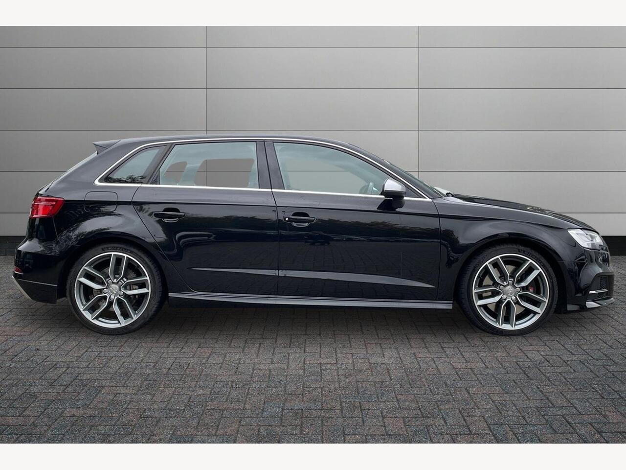 Used Audi A3 2019 for sale - 76673880: Photo 4