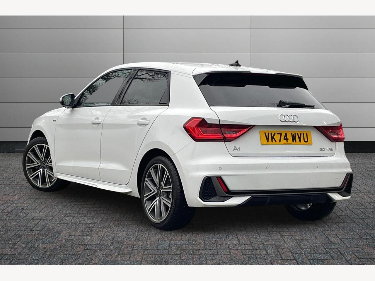 Used Audi A1 2024 for sale - 77360402: Photo 3