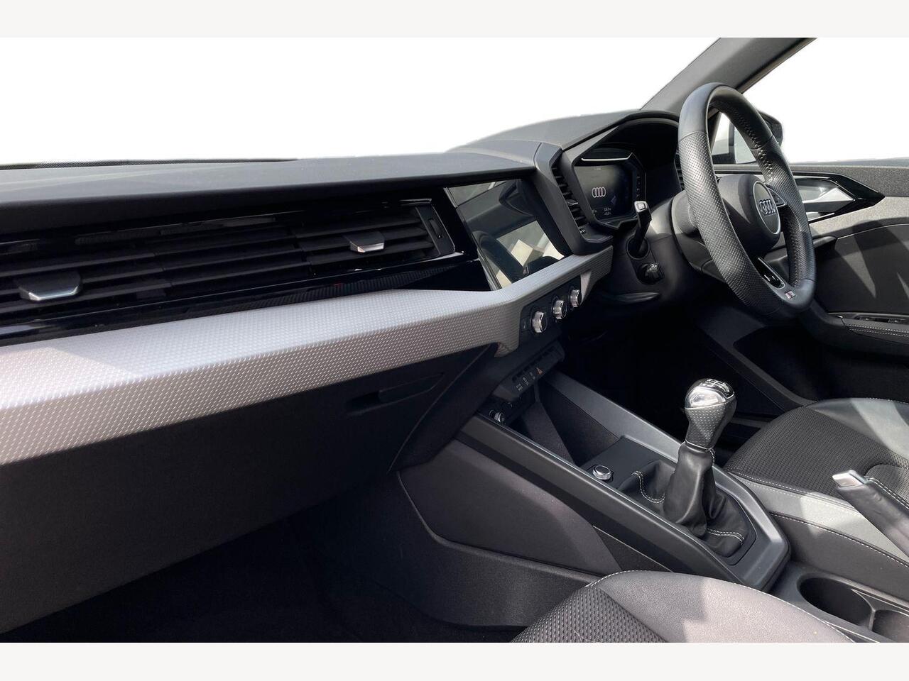 Used Audi A1 2019 for sale - 77770906: Photo 2