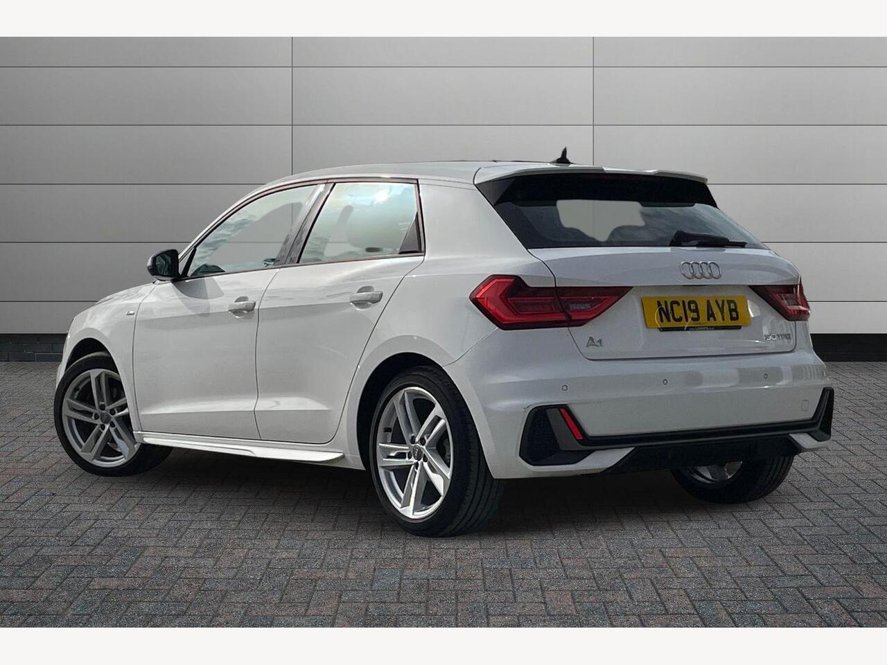 Used Audi A1 2019 for sale - 77770906: Photo 3