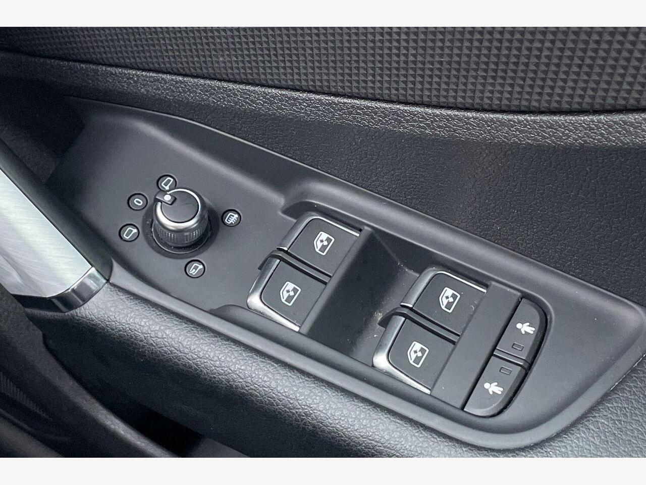 Used Audi Q2 2024 for sale - 76677405: Photo 23