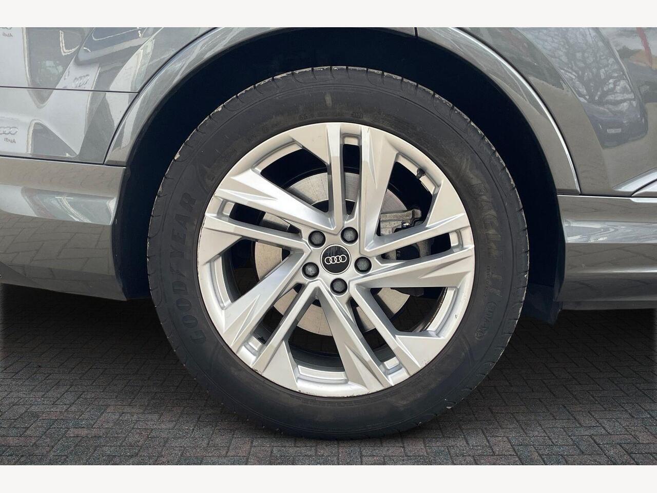 Used Audi Q7 2023 for sale - 77972312: Photo 5