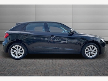 Used Audi A1 2021 for sale - 76298847: Photo