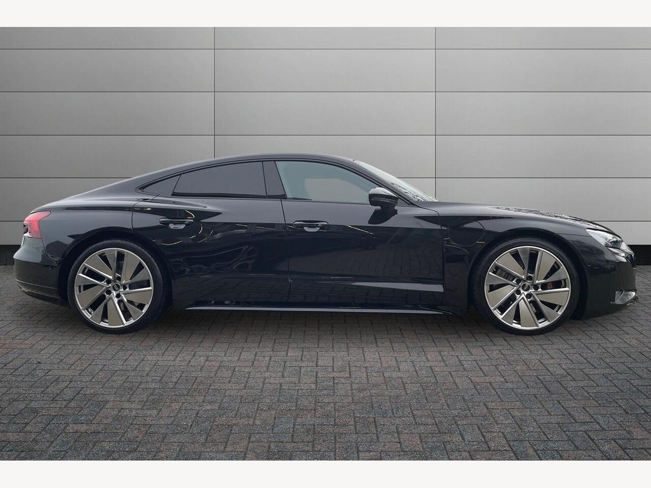 Used Audi RS e-tron GT 2023 for sale - 77420986: Photo 4