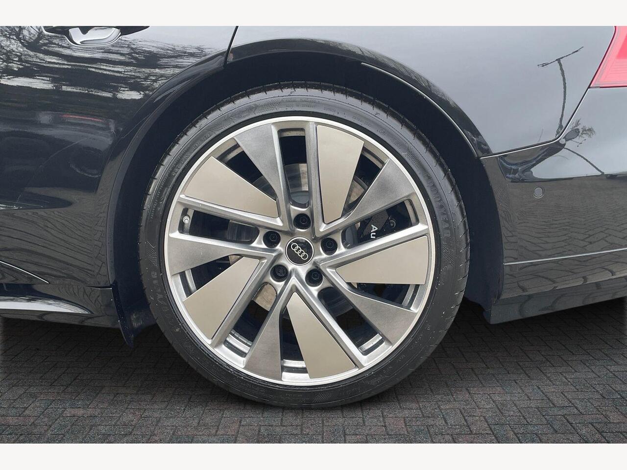 Used Audi RS e-tron GT 2023 for sale - 77420986: Photo 5