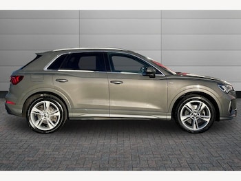 Used Audi Q3 2019 for sale - 76673895: Photo