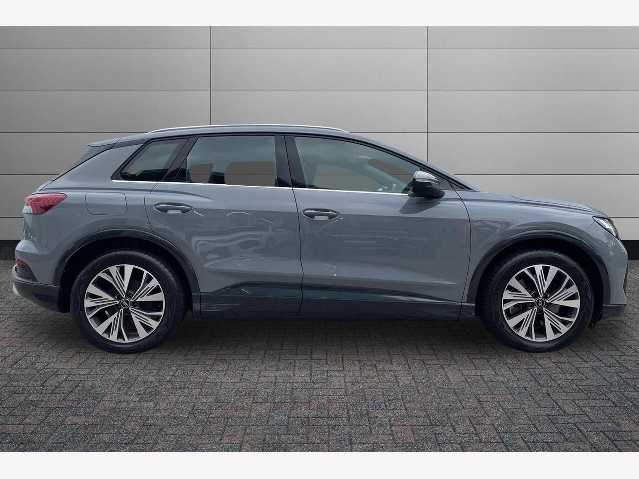 Used Audi Q4 e-tron 2021 for sale - 76674445: Photo 4