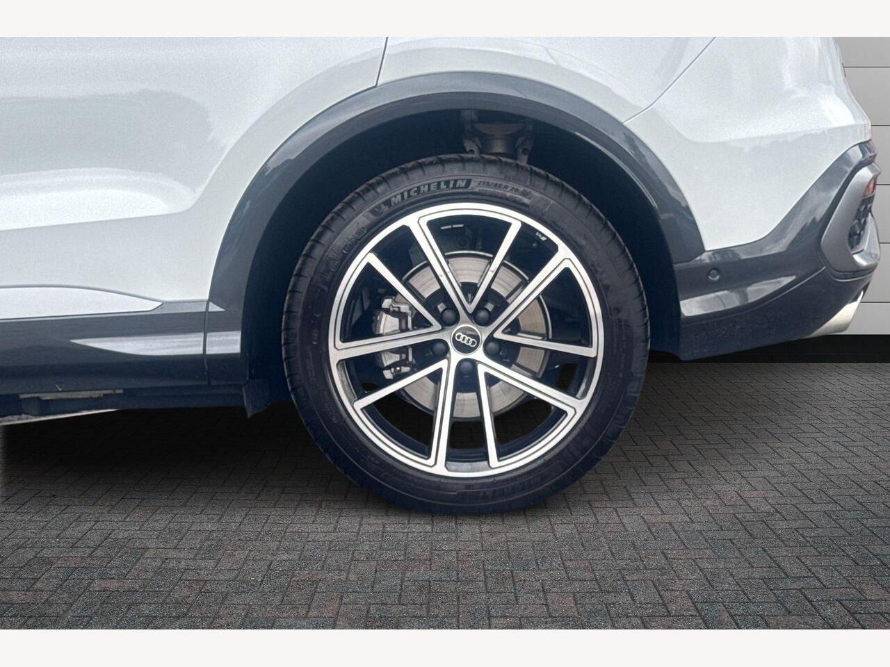 Used Audi Q5 2025 for sale - 76680652: Photo 5