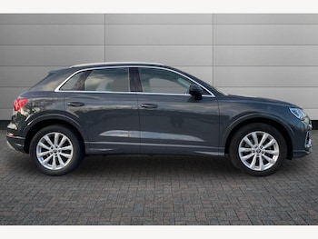 Used Audi Q3 2020 for sale - 77307269: Photo