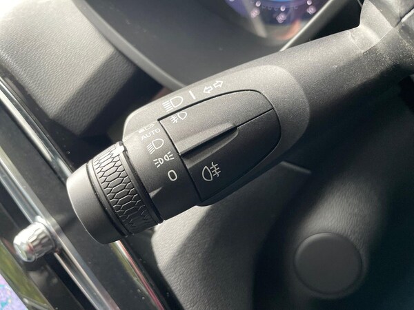 Used Volvo XC40 2022 for sale - 76243197: Photo 29