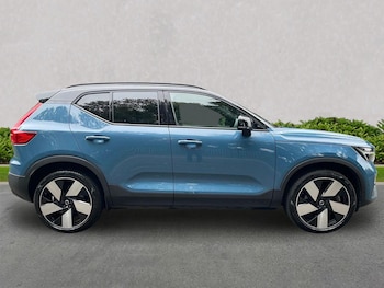 Used Volvo XC40 2022 for sale - 76243197: Photo