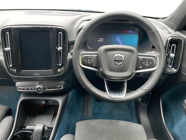 Used Volvo XC40 2022 for sale - 76243197: Photo 9