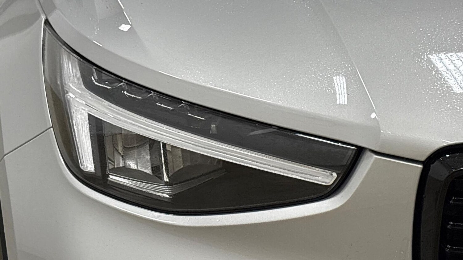 Used Volvo XC40 2024 for sale - 76541807: Photo 11