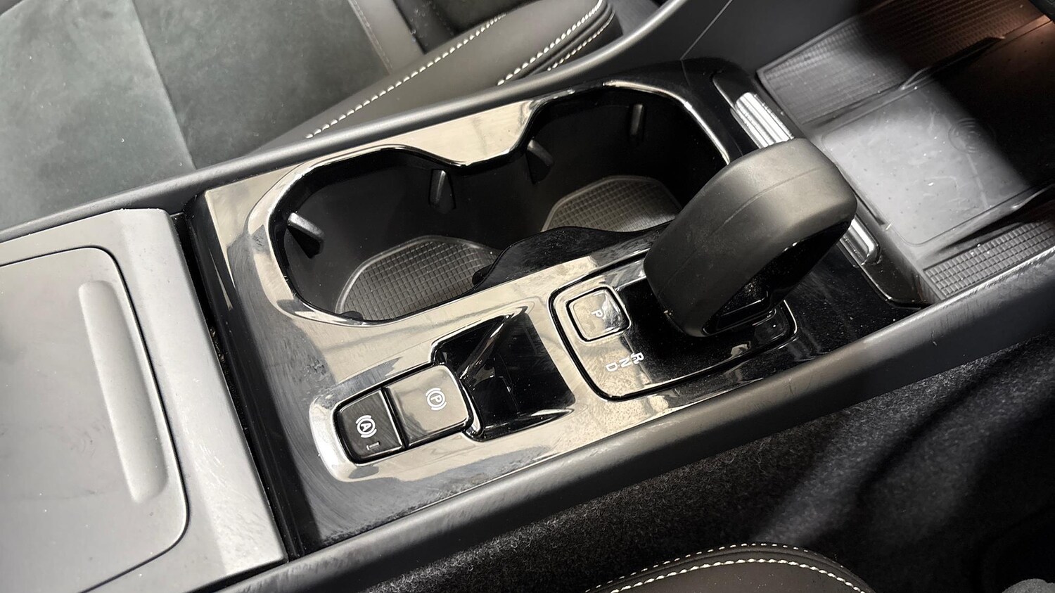 Used Volvo XC40 2024 for sale - 76541807: Photo 27