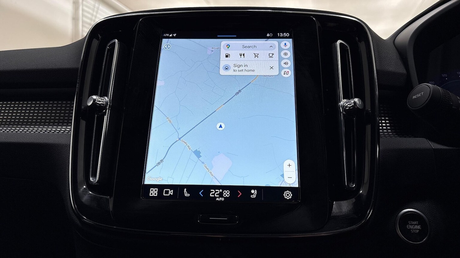 Used Volvo XC40 2024 for sale - 76541807: Photo 28