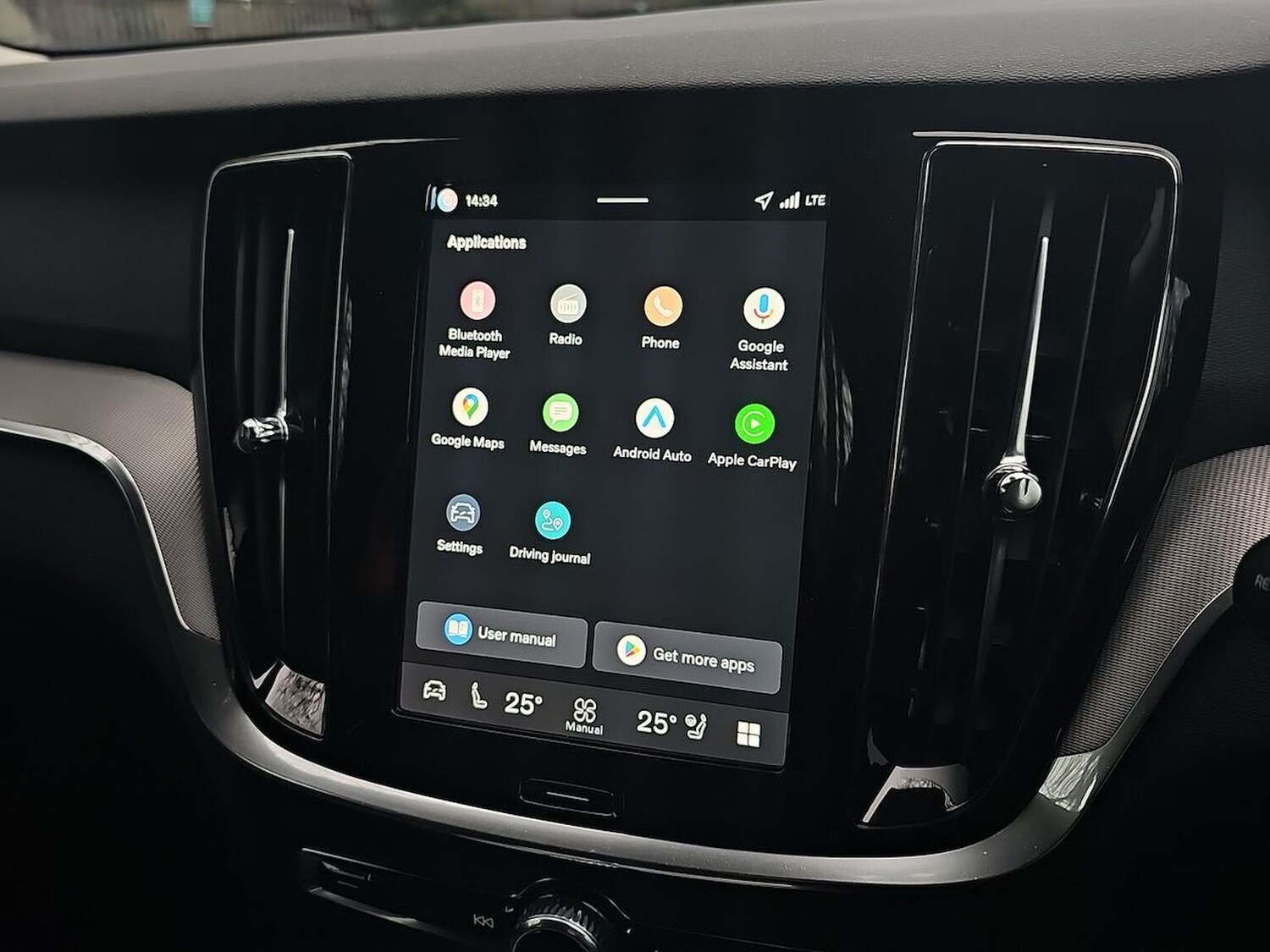 Used Volvo V60 2025 for sale - 77489592: Photo 11