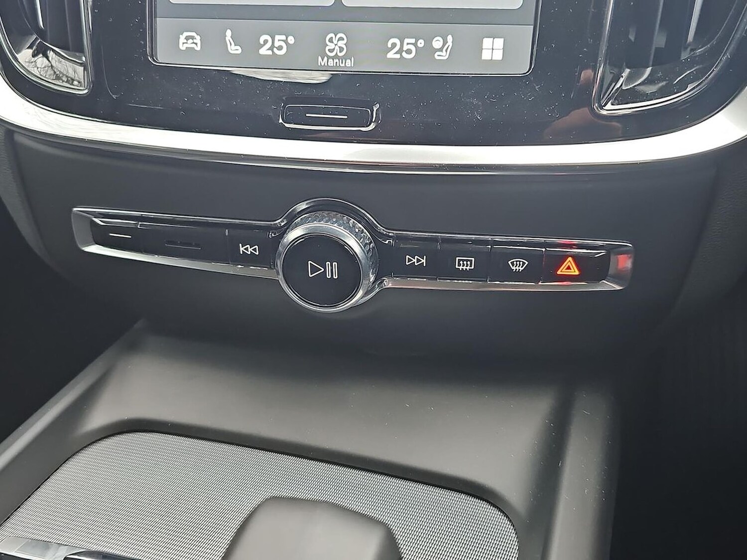 Used Volvo V60 2025 for sale - 77489592: Photo 12